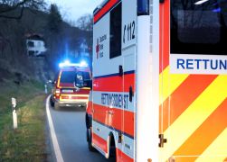 Unfall In Jena Autofahrer Ueberschlaegt Sich 08